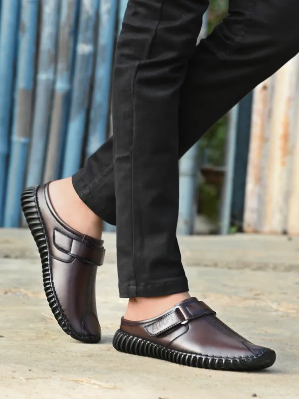 Brown_Synthetic_Leather_Slip-On_Comfort_Casuals_Shoes_For_Men-Kastava