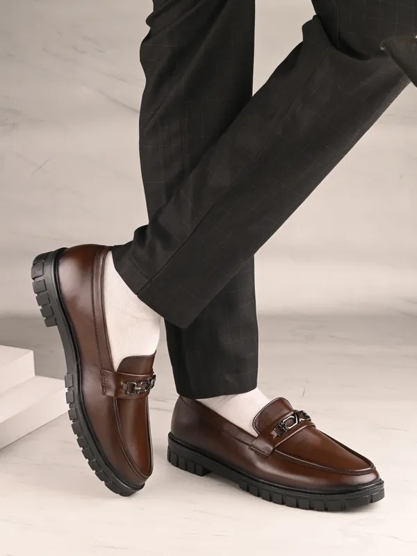 KASTAVA_Premium_Stylish_Comfortable_Loafers_For_Men_(Brown)