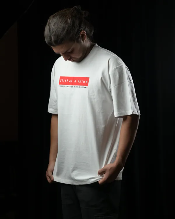 White_Slither_&_Shine_Printed_Cotton_T-Shirt_For_Men