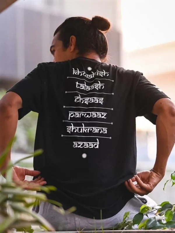 Black_&_White_Way_of_Salvation_Printed_Cotton_T-Shirt_for_Men_–_Bold_Graphic_Tee