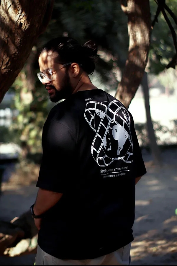 Black_Trendy_Design_Rover_Printed_Cotton_T-Shirt_For_Men