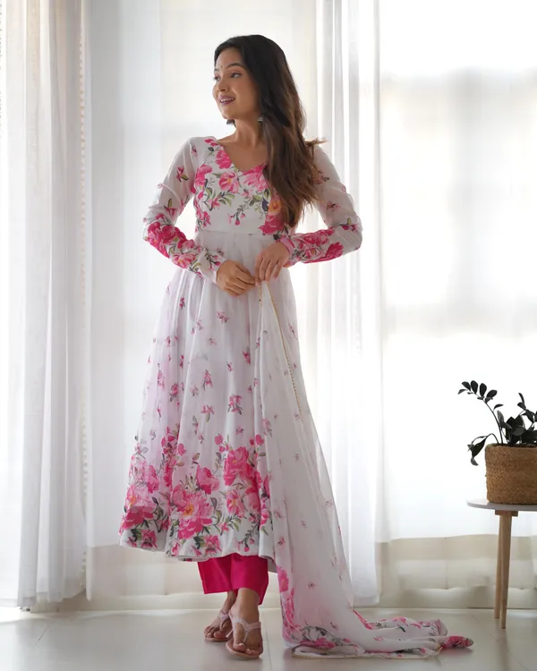 White_Pure_Soft_Organza_Huge_Flare_Anarkali_Suit_Set_With_Dupatta
