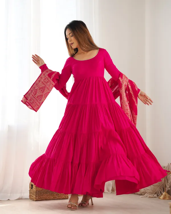 Pink_Pure_Roman_Silk_Chanderi_Huge_Flare_Anarkali_Suit_Set_With_Dupatta