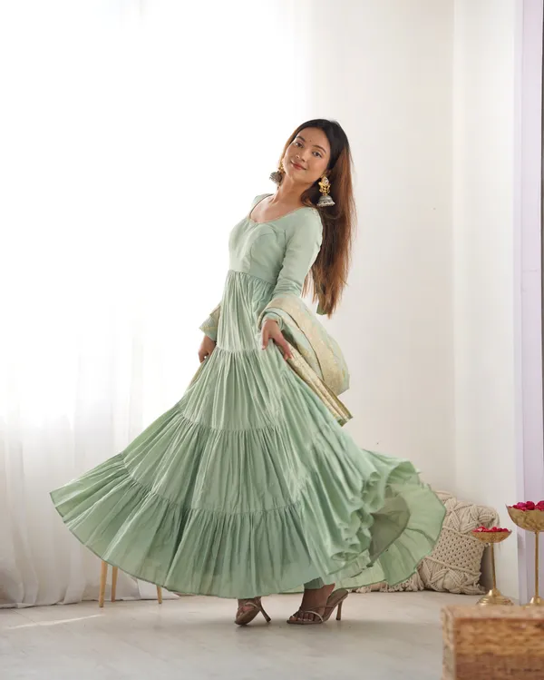 Pista_Pure_Roman_Silk_Chanderi_Huge_Flare_Anarkali_Suit_Set_With_Dupatta