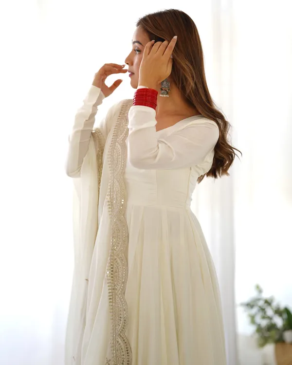Off_White_Pure_Roman_Silk_Chanderi_Huge_Flare_Anarkali_Suit_Set_With_Dupatta