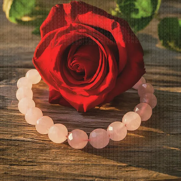 Light_Pink_Natural_Rose_Quartz_Crystal_Bracelet_For_Unisex