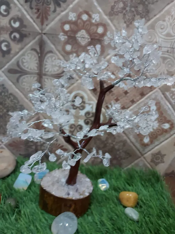 White_Energized_Clear_Quartz_Crystal_Tree_300_Beads_For_Spiritual_Healing