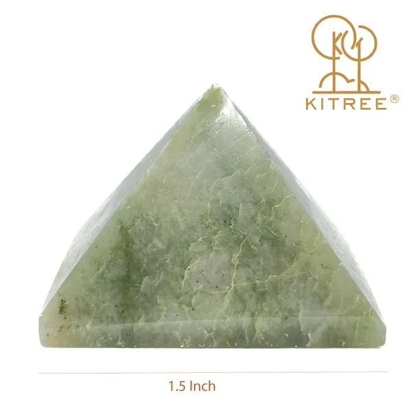 Energized_Green_Aventurine_Crystal_Pyramid_For_Spiritual_Healing