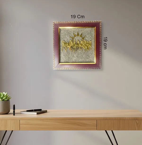 7_Horses_on_Raw_Pyrite_Frame