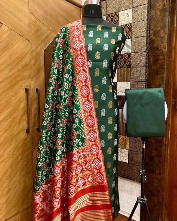 Exclusive_Banarasi_Unstitched_Salwar_kameez_with_Dupatta*___*BANARASI_SUIT*__*TOP-_Kataan_Silk_with_zari_Buta___*DUPATTA-_Kataan_Silk_with_Zari_Jaal_*BOTTOM-*_Silk_plain__*2.50_meter_each*