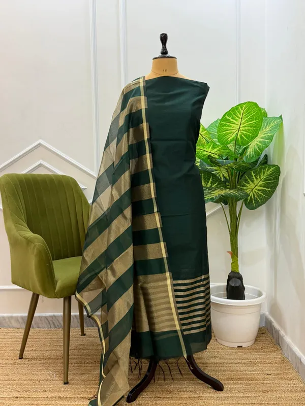 Exclusive_Banarasi_Unstitched_Salwar_kameez_with_Dupatta🦋*___*BANARASI_SUIT*cotton_silk_suit__*TOP-_cotton_silk_with_stripe_zari_patti___*DUPATTA-_cotton_silk_with_stipe_zari_cotton__*BOTTOM-*_cotton_silk_plain__*2.50_meter_each*