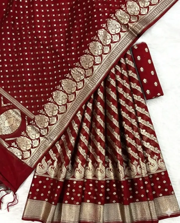Exclusive_Pure_Silk_Unstitched_Lahenga_Choli_with_Dupatta_Zari_Zari_Buti_Weaved..