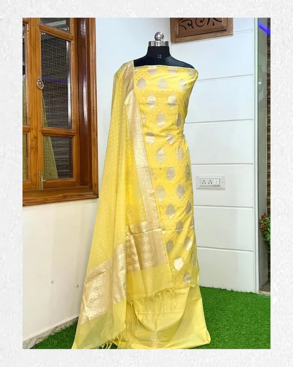 Exclusive_Banarasi_Unstitched_Salwar_kameez_with_Dupatta_banarasi_Suit_Silk_Top_&_Bottom