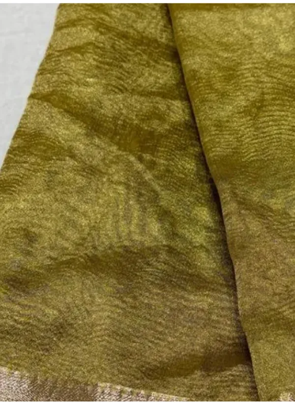 Green_Crush_Tissue_Golden_Zari_Border_Banarasi_Saree_With_Blouse_Piece