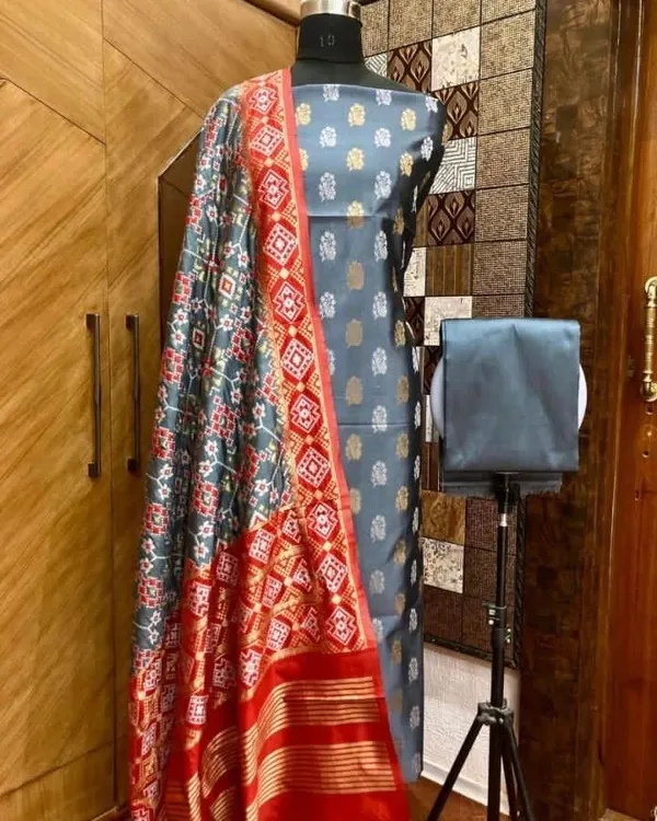 Exclusive_Banarasi_Unstitched_Salwar_kameez_with_Dupatta*___*BANARASI_SUIT*__*TOP-_Kataan_Silk_with_zari_Buta___*DUPATTA-_Kataan_Silk_with_Zari_Jaal_*BOTTOM-*_Silk_plain__*2.50_meter_each*
