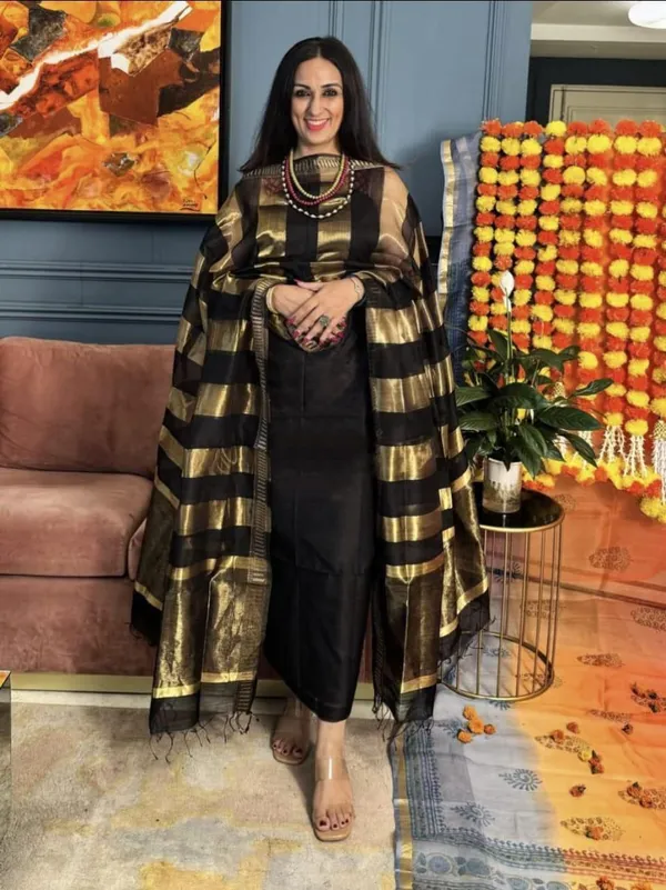 Exclusive_Banarasi_Unstitched_Salwar_kameez_with_Dupatta