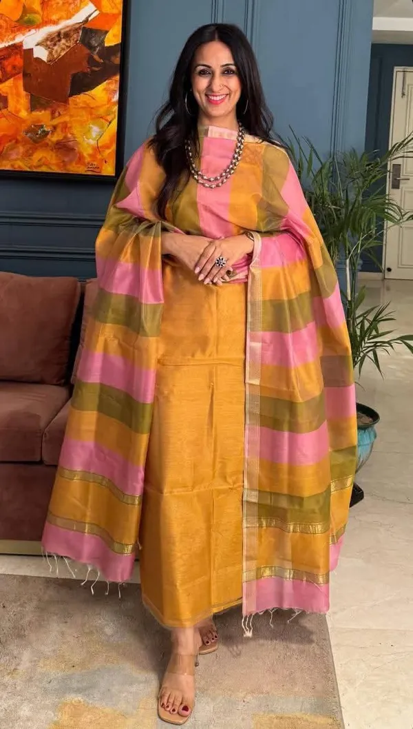 Exclusive_Banarasi_Unstitched_Salwar_kameez_with_Dupatta_BANARASI___SUIT*cotton_____suit_TOP-_cotton__with_s_zari_patta_DUPATTA-__cotton__with_stipe_resham_weaving__cotton_with_embroidery_work_boudar_BOTTOM-___cotton__plain_2.50_meter_each