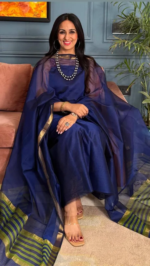 Exclusive_Banarasi_Unstitched_Salwar_kameez_with_Dupatta_BANARASI___SUIT*cotton_____suit_TOP-_cotton__with_s_zari_patta_DUPATTA-__cotton__with_stipe_resham_weaving__cotton_with_embroidery_work_boudar_BOTTOM-___cotton__plain_2.50_meter_each