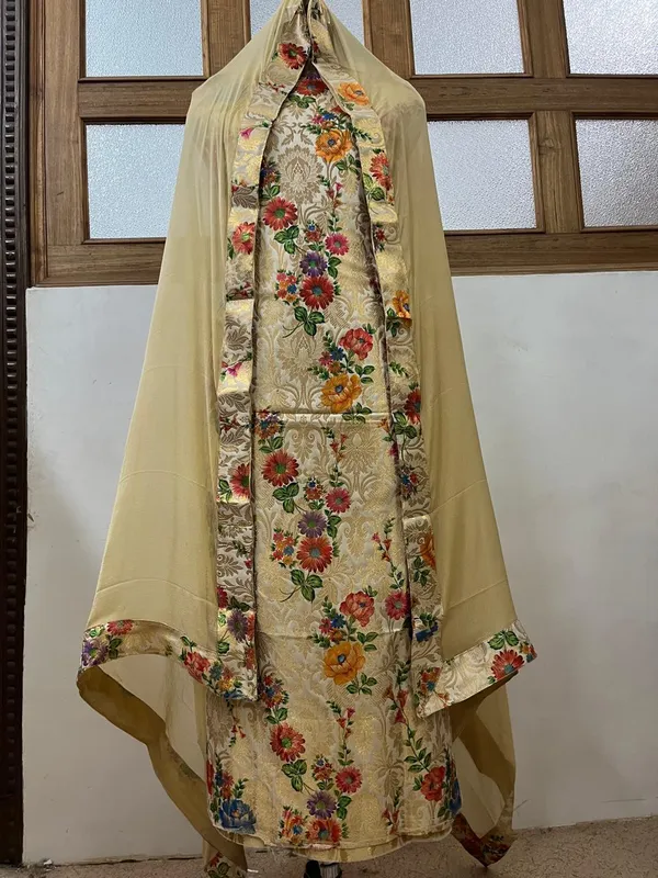 Pure_Brocade_suit_with_Digital_Print_Paired_with_chiffon_dupatta_with_4_Side_Border_Attached_&_plain_Bottom