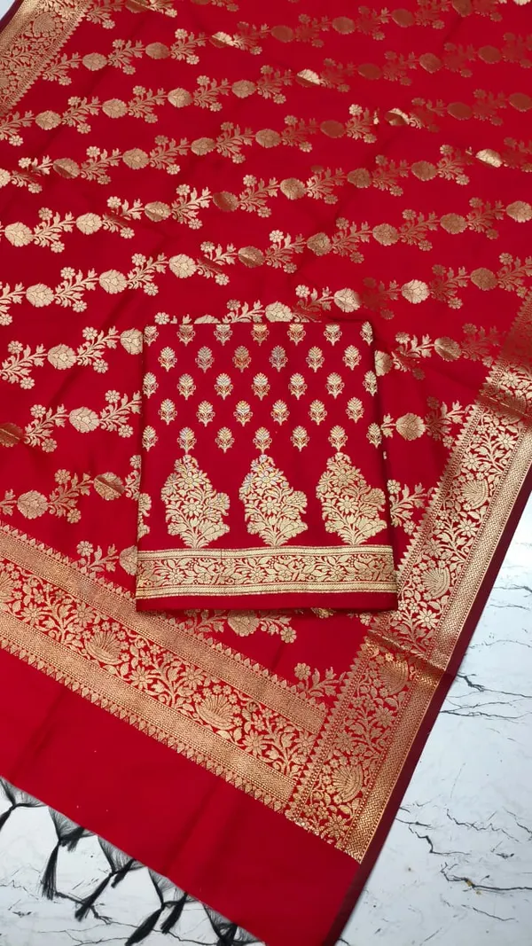 Exclusive_Banarasi_Unstitched_Salwar_kameez_with_Dupatta_BANARASI___SUIT_TOP-___silk_katan_zari_weaving_booti_daman_design_DUPATTA-__katan_silk_zari_weaving__design_Bottom.__Plain_silk_katan_2.50_meter_each