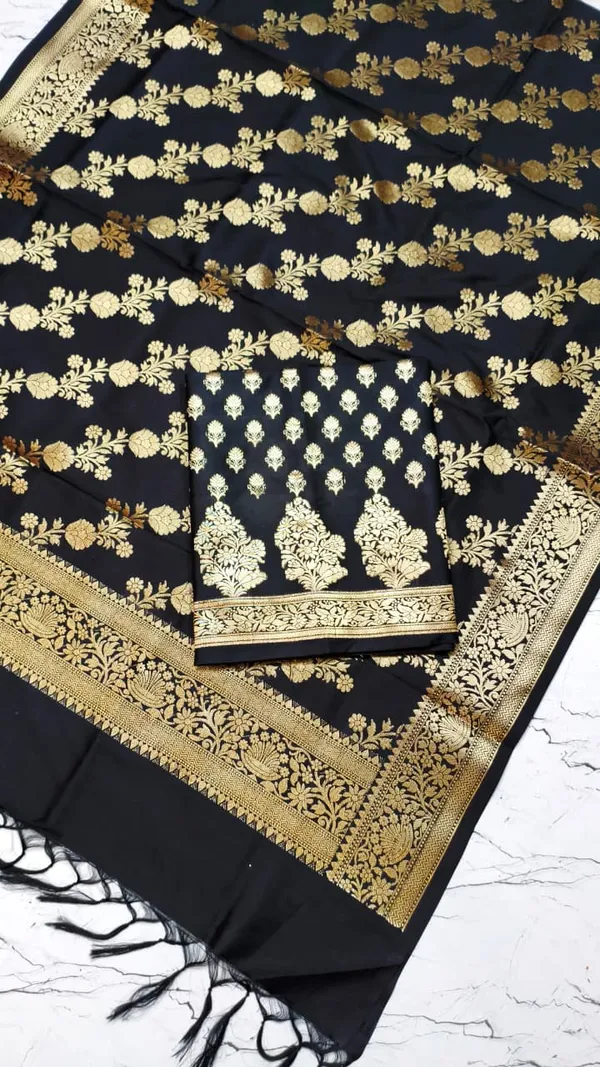 Exclusive_Banarasi_Unstitched_Salwar_kameez_with_Dupatta_BANARASI___SUIT_TOP-___silk_katan_zari_weaving_booti_daman_design_DUPATTA-__katan_silk_zari_weaving__design_Bottom.__Plain_silk_katan_2.50_meter_each