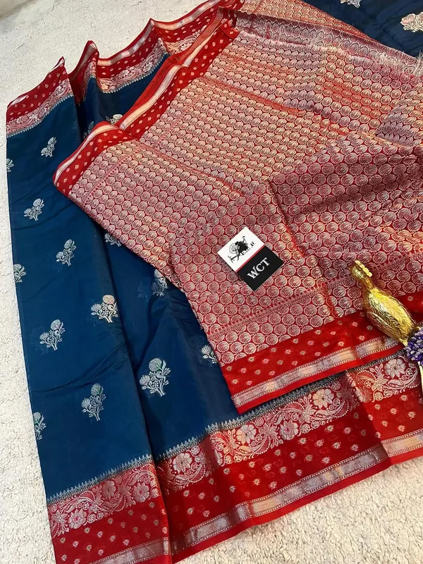 Exclusive_Premium_Banarasi_raw_mango_silk_Saree_with_gold_zari_buta_weaving_&_contrast_Border_Pallu