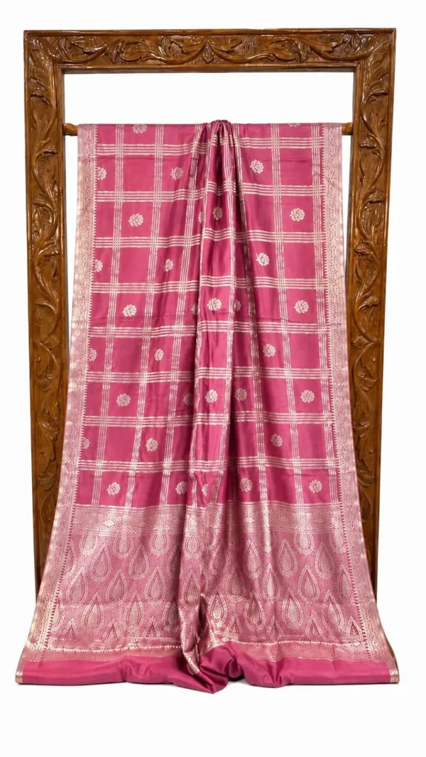 Exclusive_Premium_Banarasi_raw_mango_silk_Saree_with_gold_zari_buta_weaving