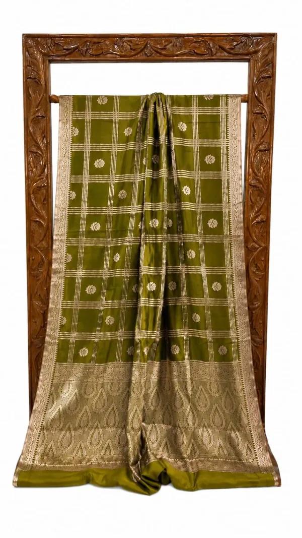Exclusive_Premium_Banarasi_raw_mango_silk_Saree_with_gold_zari_buta_weaving