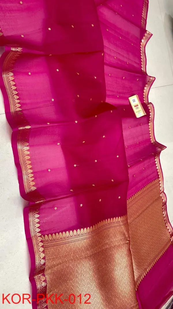 PURE_KORA_ORGENZA_SILK_BANARASI_SAREE.._HANDLOOM_SAREE_FULLY_KADUA_BUTI_ZARI_AANCHAL_&_BORDER__