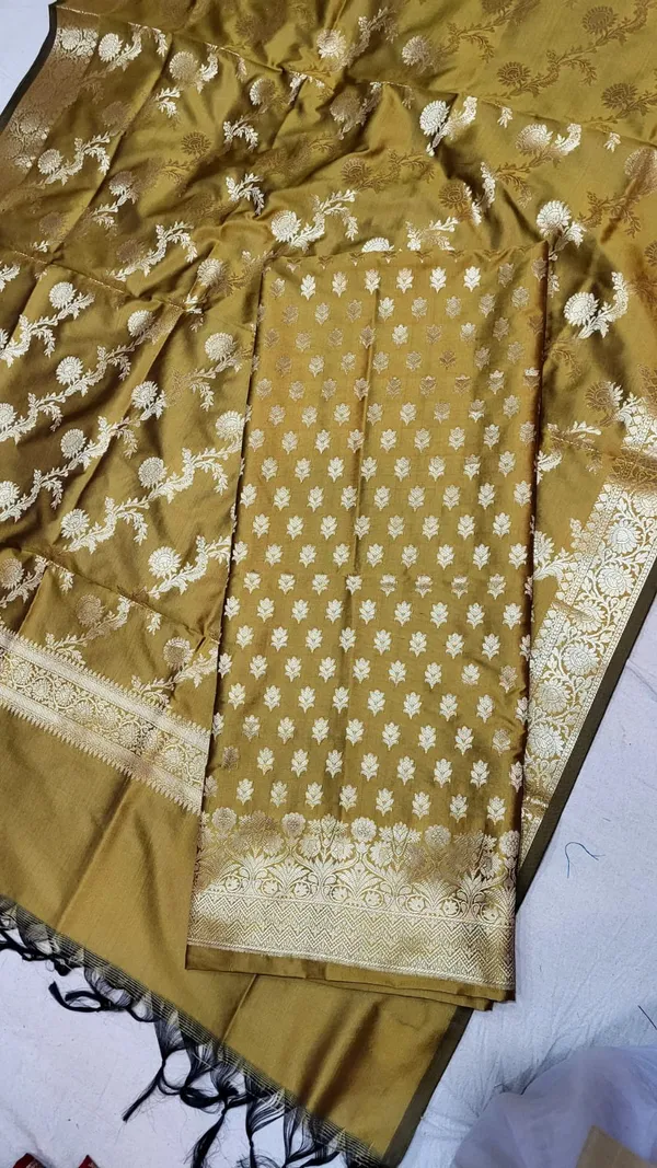 Exclusive_Banarasi_Unstitched_Salwar_kameez_with_Dupatta*___*BANARASI_SUIT*__*TOP-_Kataan_Silk_with_zari_Buta___*DUPATTA-_Kataan_Silk_with_Zari_Jaal_*BOTTOM-*_Silk_plain__*2.50_meter_each*