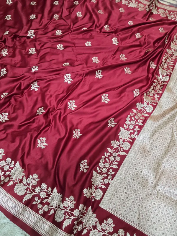Banarsi_handloom_Mashru_katan_silk_Khaddi_Banarsi_Saree_soft_fabric_Like_pure_Katan_💯_Good_quality__𝙇𝙀𝙉𝙂𝙏𝙃_:_Saree_5.50m,_Blouse_95cm