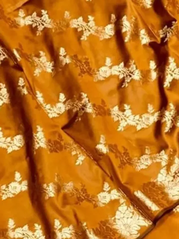 Yellow_Banarasi_Kataan_Silk_Golden_Zari_Buta_Weaving_Unstitched_Suit_Dupatta_With_Bottom