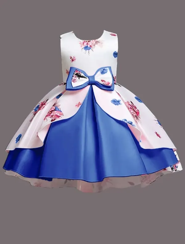 Blue_And_White_Trendy_Frock_For_Girls