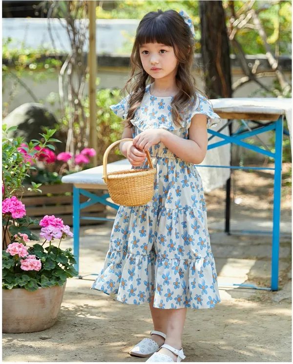 Cute_&_Comfy_Dress_For_Your_Little_Princess