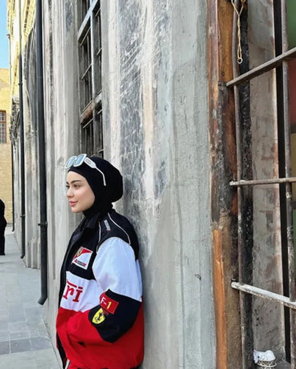 White_&_Red_Ferrari_Jacket_For_Unisex