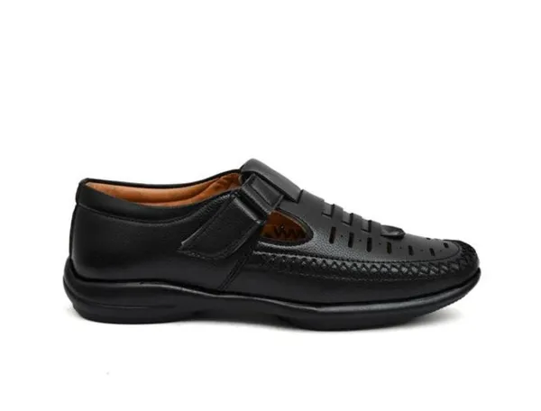 Black_Leather_Sandals_For_Men