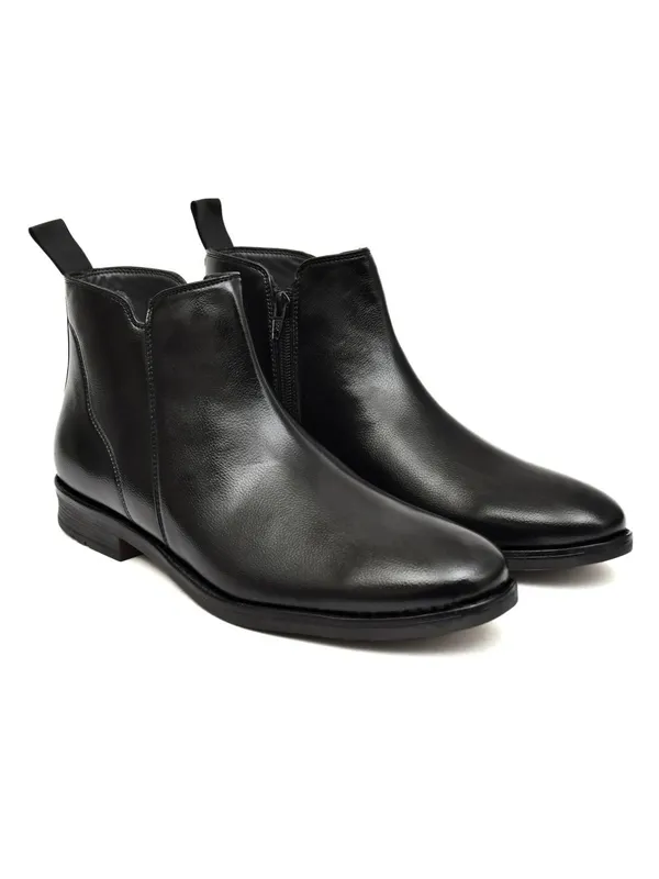 Black_Faux_Leather_Chelsea_Boots_For_Men