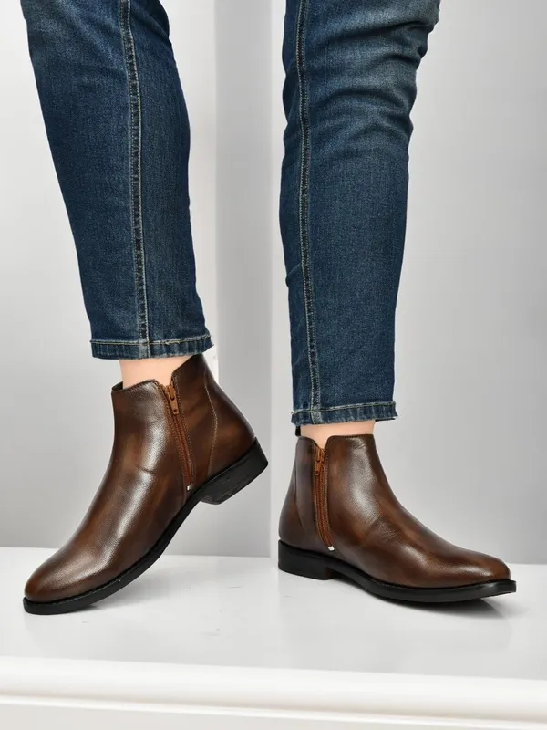 Brown_Faux_Leather_Chelsea_Boots_For_Men