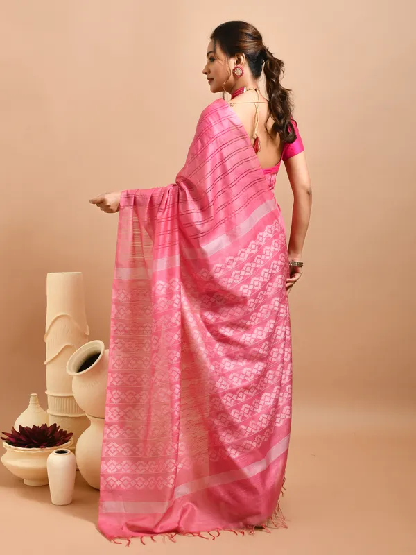 Pink_Silk_Blend_Embroidered_Sarees_For_Women