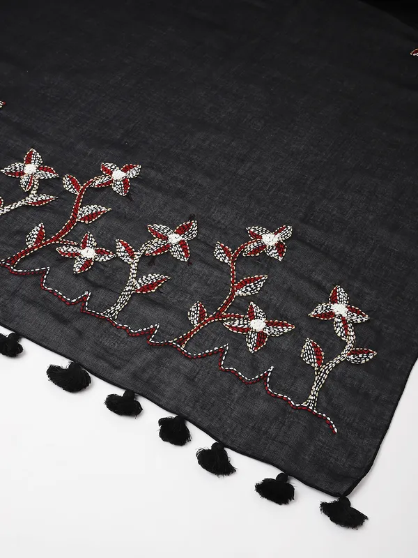 Black_Pure_Cotton_Stoles_For_Women