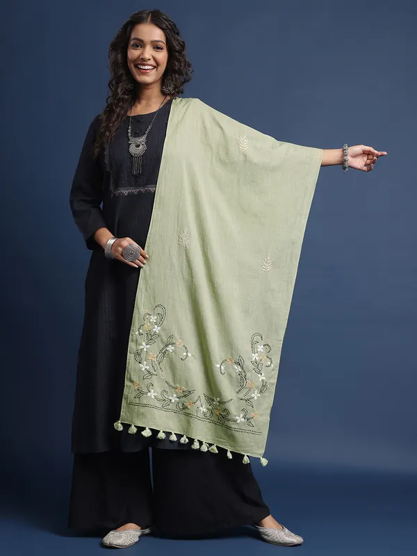 Green_Pure_Cotton_Stoles_For_Women