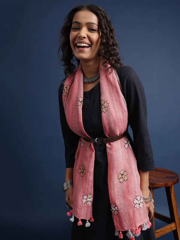 Peach_Premium_Linen_Stoles_For_Women
