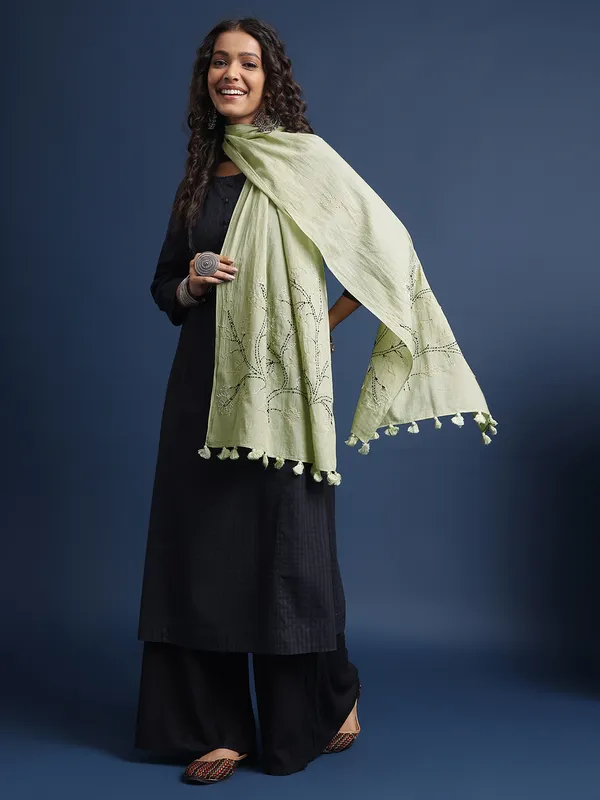 Green_Pure_Cotton_Stoles_For_Women