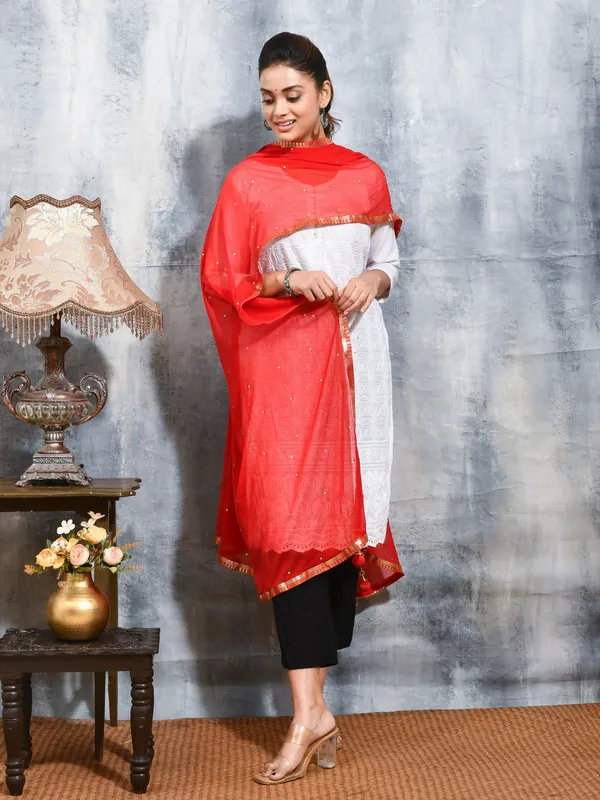 Red_colour_Chiffon_Dupatta_for_Women