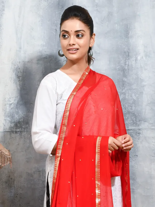 Red_colour_Chiffon_Dupatta_for_Women