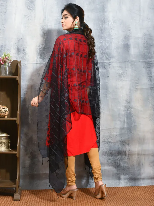 Black_colour_Organza_Dupatta_for_Women
