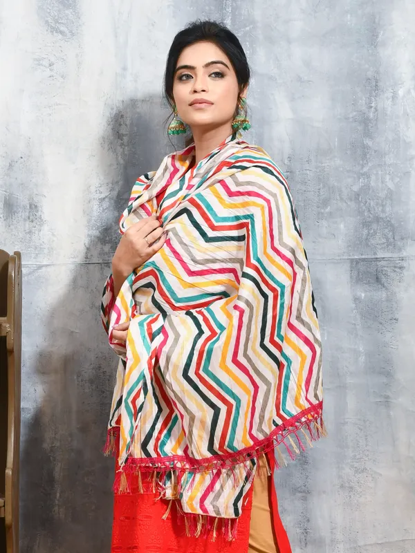 Off_White_colour_Silk_Blend_Dupatta_for_Women