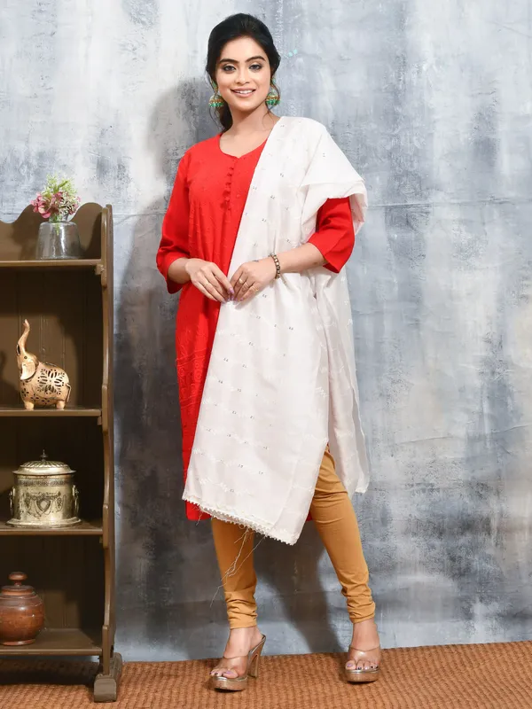 White_colour_Silk_Blend_Dupatta_for_Women