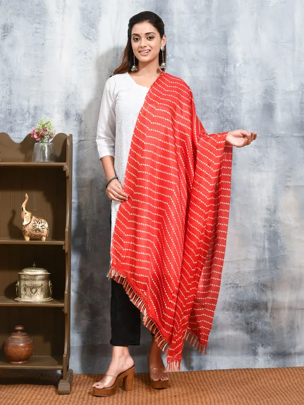 Red_colour_Silk_Blend_Dupatta_for_Women