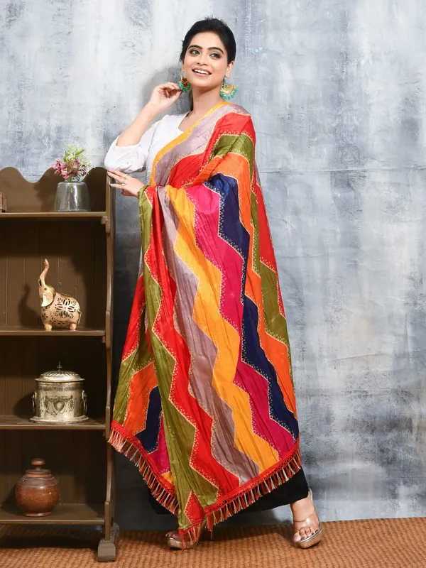 Multi_colour_Silk_Blend_Dupatta_for_Women